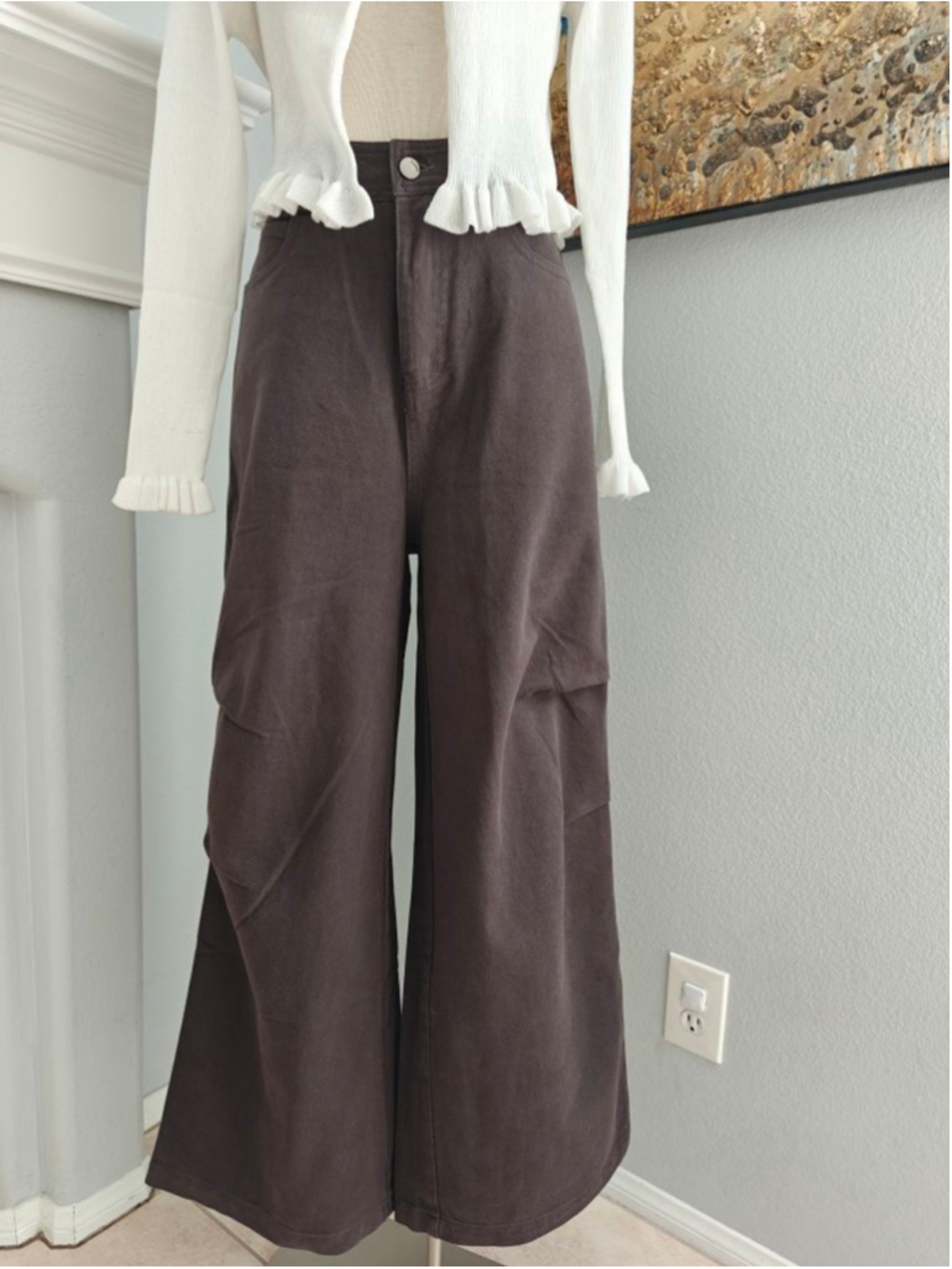 NWT Wide Leg Barrel Pants